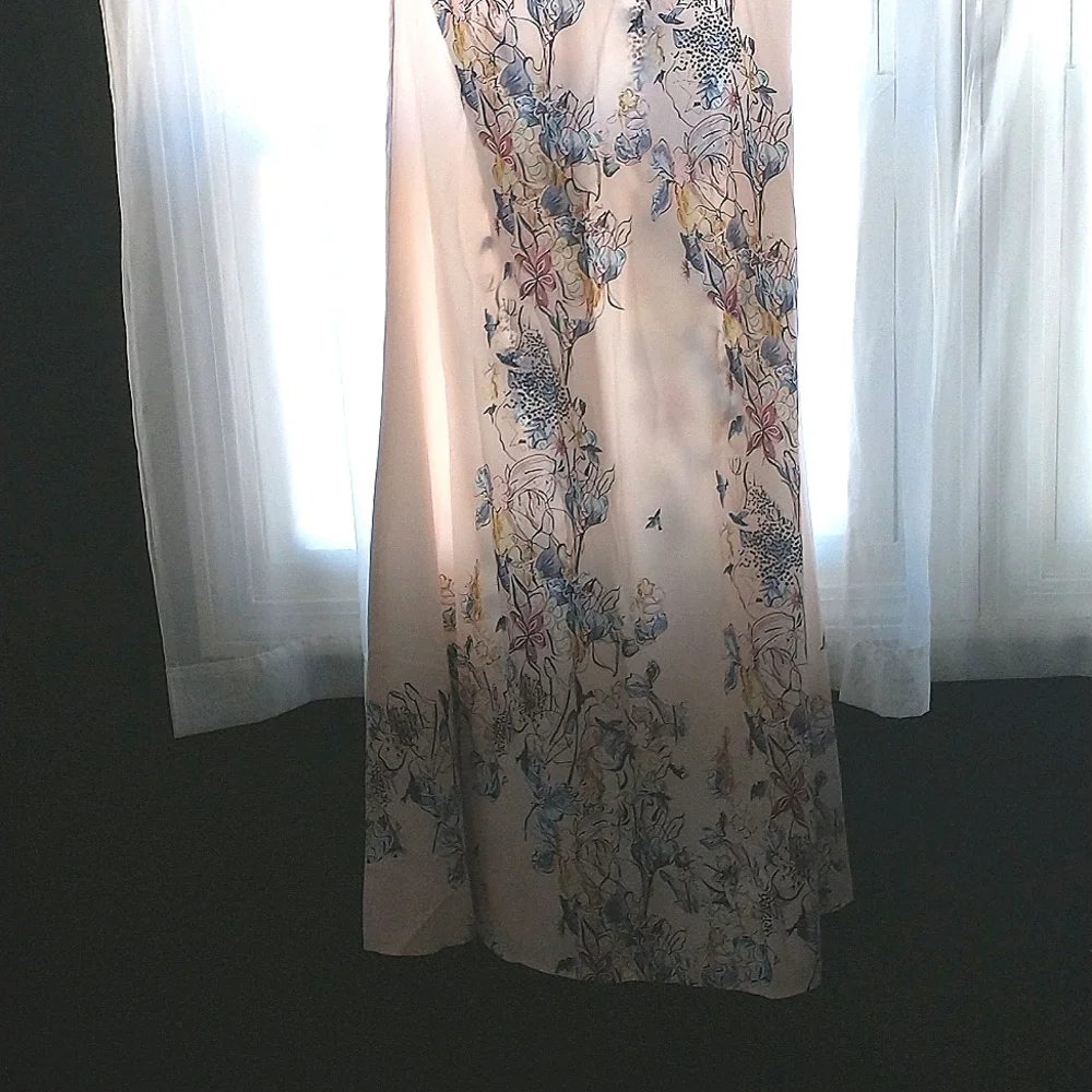 Floral maxi dress, HOST PICK, lace cold shoulder and back zip, summer, blush - Picture 3 of 10